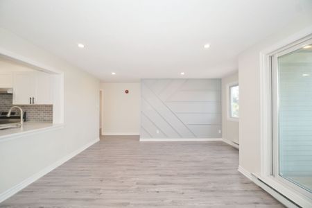 For Lease - 214 Viewmount Drive Unit# 303, Cityview - Parkwoods Hills - Rideau Shore, Ontario - Photo 2