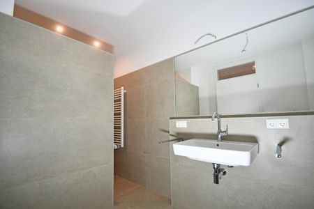 Moderne 2-Zimmer-Wohnung mit Terrasse - Erstbezug! - Foto 4