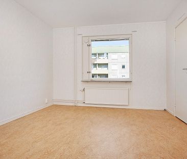 Risingeplan 4, Tensta - Foto 2