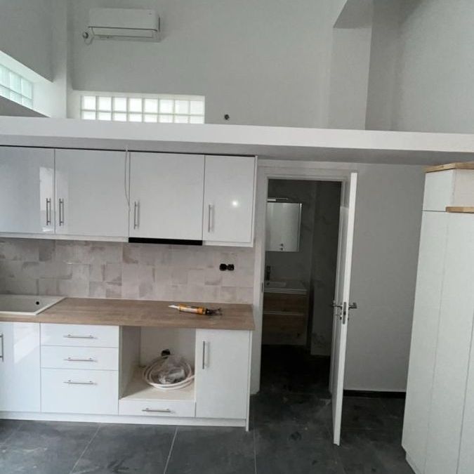 Loft για ενοικίαση - Καμίνια – Παλαιά Κοκκινιά, - Photo 1