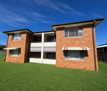 Coastal Living in the Heart of Booker Bay - Photo 2