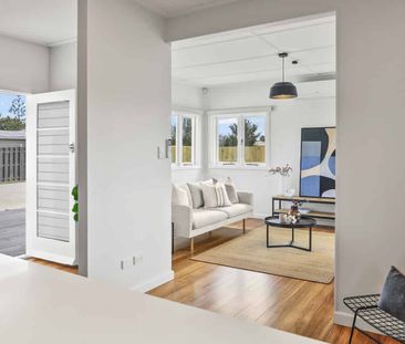 Cozy Campbell in Cambridge. - Photo 2