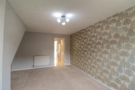 2 bedroom terraced house to rent - Photo 2