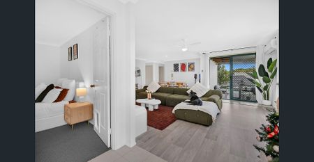 Villa in Prime Labrador Locale - Photo 3