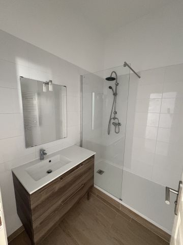 Location Appartement 4 pièces 93m² MARSEILLE 12ème - Photo 4