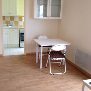 LOCATION : appartement F1 (32 m²) à CARENTAN LES MARAIS - Photo 2