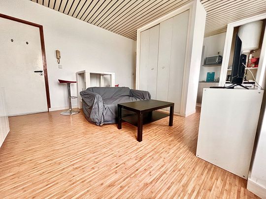 Location Appartement 2 pièces 27m² - Photo 1