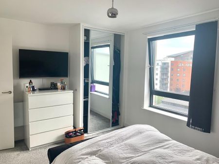 2 bedroom apartment to rent - Photo 5