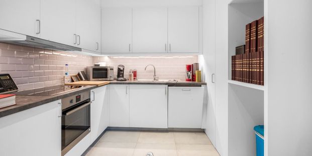 Appartement te huur in Kortrijk voor € 825 met 2 slaapkamers - Photo 1