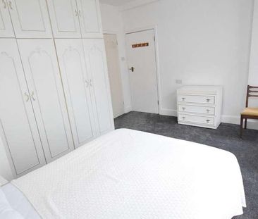 Lansdowne House, Christchurch Road, Bournemouth, BH1 - Photo 3