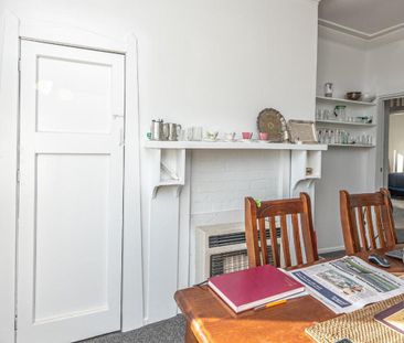 Family home in the heart of Springvale - Photo 3