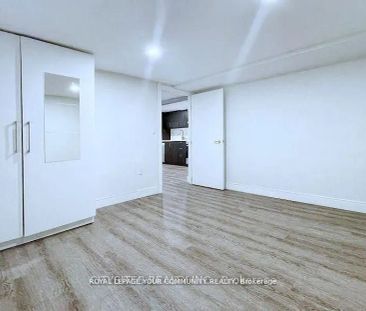 299 Rosewell Avenue E #Lower - Photo 1