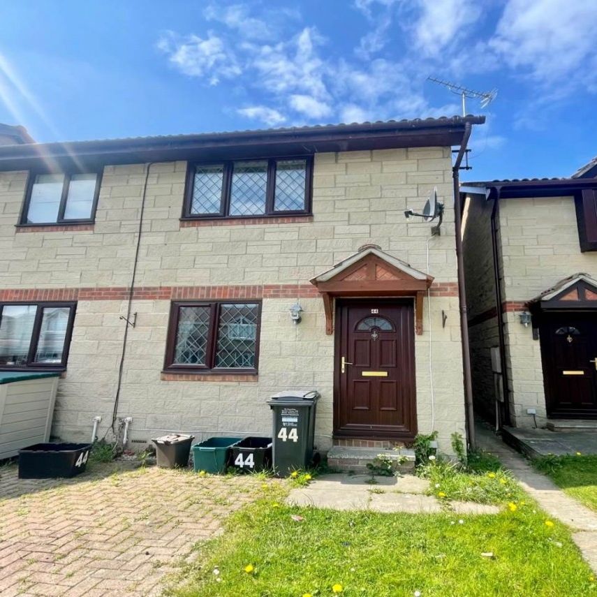 North Worle, Weston-super-Mare, North Somerset - Photo 1