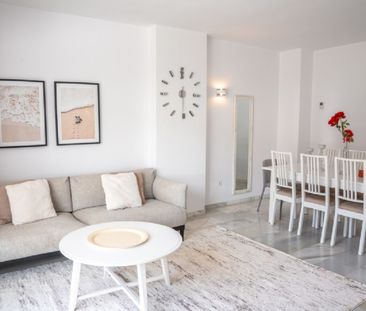2 Bedroom Apartment For Rent in Nueva Andalucía, Málaga - Photo 5