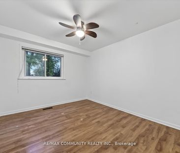 14 Pineslope Crescent #Lower - Photo 1