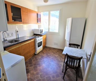 Location Appartement 2 pièces 43m² ROYAT 63130 - Photo 4