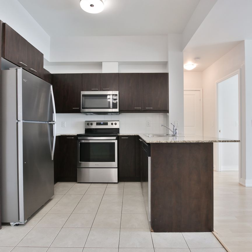 2 Bedrooms + Dinning - Photo 1