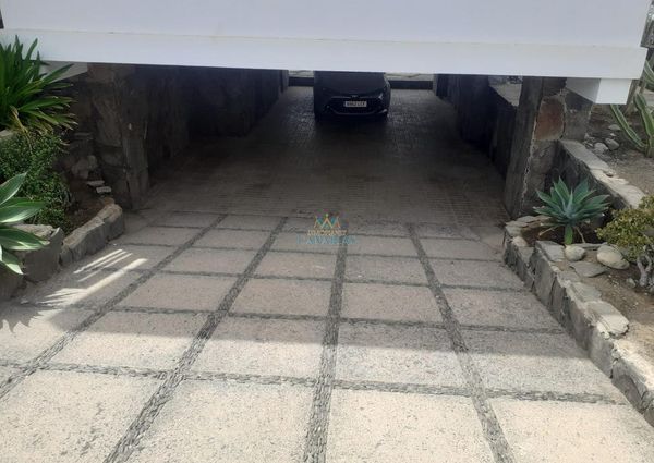 San Bartolome De Tirajana, Canary Islands 35100