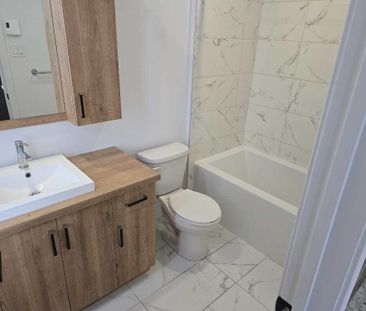 Grand condo 5 1/2 a louer - Photo 3