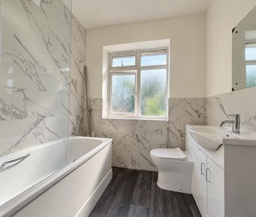 3 bedroom semi-detached house to rent - Photo 6