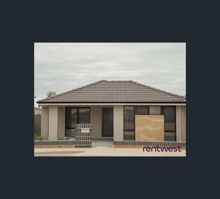 9 Callang Way, South Yunderup, WA 6208 - Photo 2