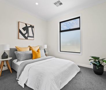 Brand New 4 Bedroom Beauty! - Photo 4