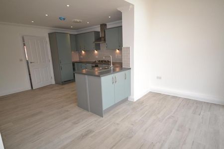 3 bedroom terraced house to rent - Photo 5