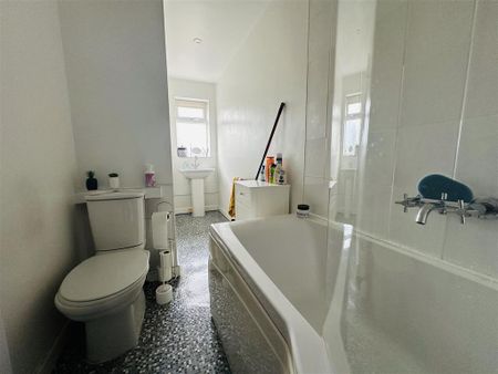2 bedroom house to rent - Photo 3