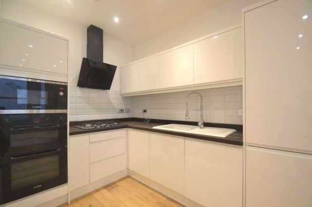 Southerton Road, Hammersmith, W6 - Photo 1