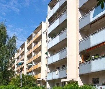 3-Raum Wohnung mit großen Balkon zu mieten - mit WBS - Photo 1