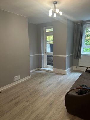 2 Bed Flat, Beaufoy House, SE27 - Photo 1