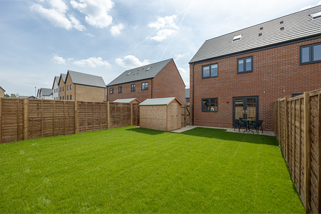 3 bedroom terraced house to rent - Photo 2