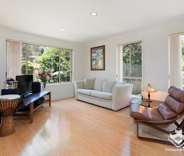 Luxurious life style with pool and views - Photo 2