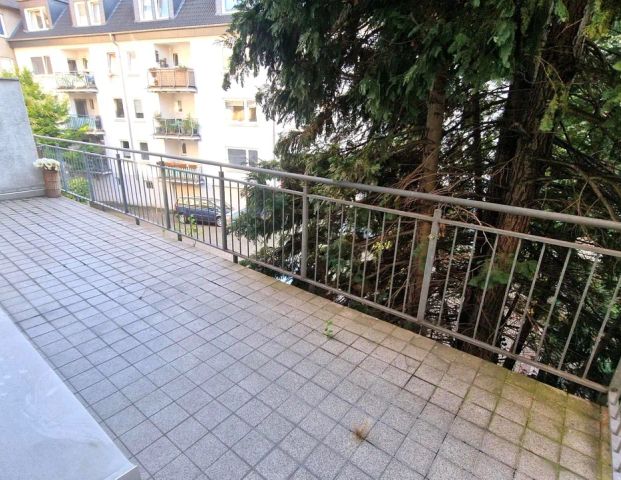 Steeler Straße - helle 3-Zimmer mit Balkon! - Photo 1