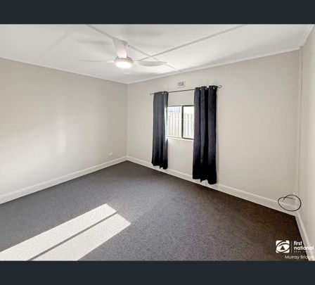 43 Edmund Terrace, Murray Bridge, SA 5253 - Photo 1