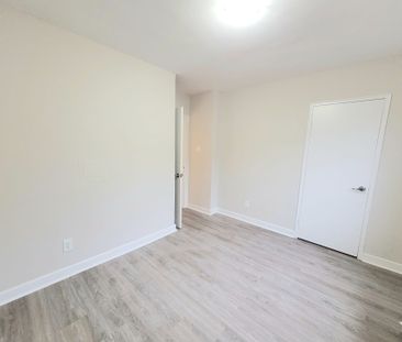 For Lease - 852 Broadview Avenue Unit# 303, Toronto, Ontario - Photo 6