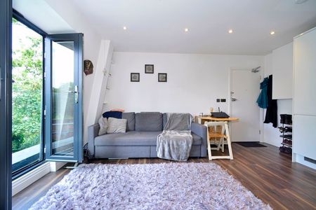 Flambard Way, Godalming - 1 bedroomProperty for lettings - Seymours - Photo 2
