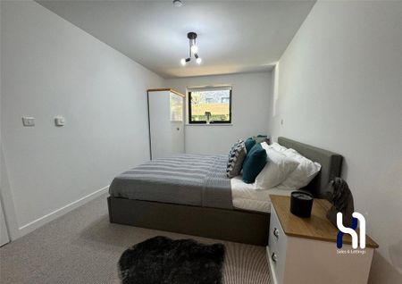 2 bedroom flat to rent - Photo 5