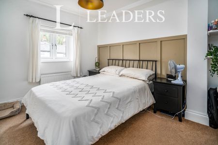 2 bedroom house to rent Holywell Hill, AL1 - Photo 4