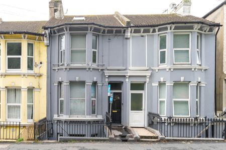 2 bedroom terraced apartment to rent - Photo 2