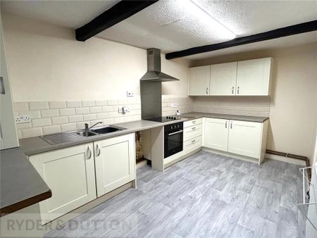 2 bedroom terraced house to rent - Photo 2