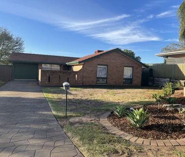 21 Lymn Avenue, ATHELSTONE SA 5076 - Photo 2