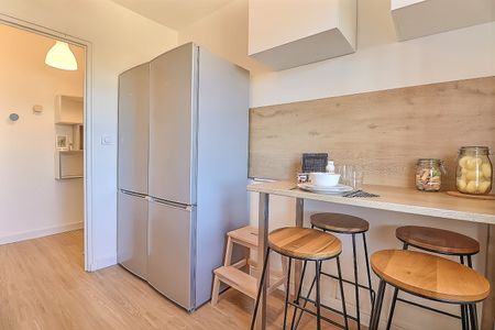 4 pièces - Meublé - 63,54 m² - 7ème étage - Colocation autorisée - Photo 2