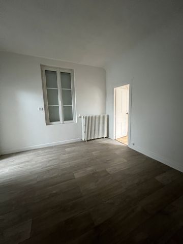 Location Maison 4 pièces 84m² AMILLY 45200 - Photo 3