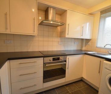 Lowestoft Drive, Slough, Berkshire,SL1 - Photo 4