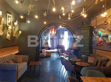Apartament cu 2 camere, 85 mp, lux, zona ultracentrala - Photo 2