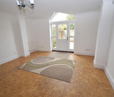 3 bedroom terraced house to rent - Photo 1