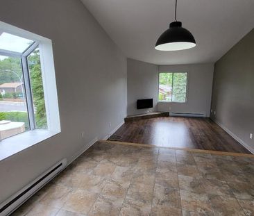 APPARTEMENT 4 1/2 -- STE-THÉRÈSE - Photo 4
