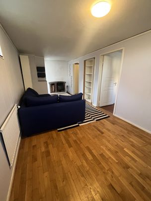 Källängsgatan, Västra Frölunda - Photo 1