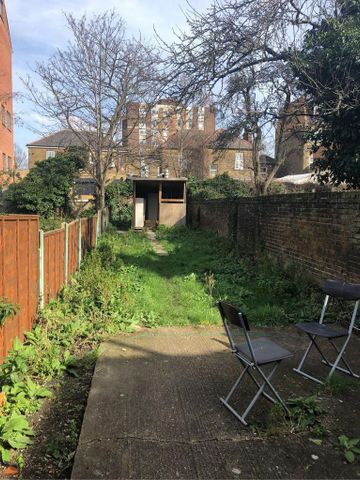 2 bedroom terraced house to rent - Photo 4